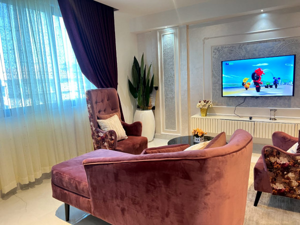 The Pink room@ Iconic Towers