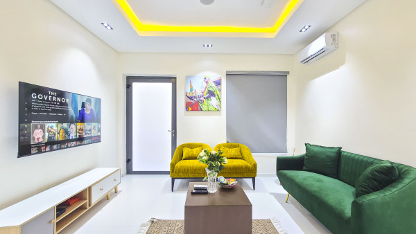 Elm Suites Emerald