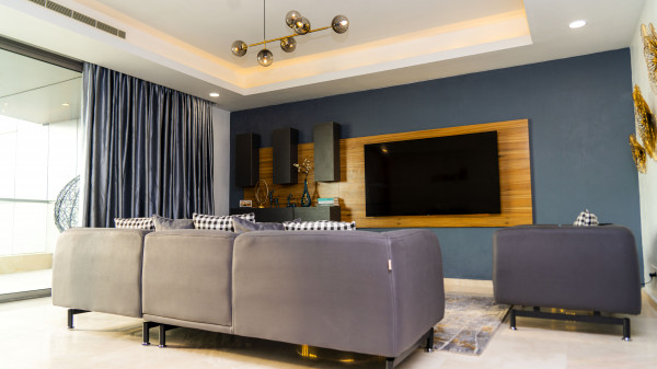 Luxury 2 bedroom apartment with an In-House Cinema- Sunny