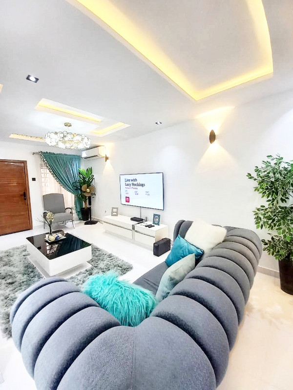 3 Bedrooms Duplex Service Apartments